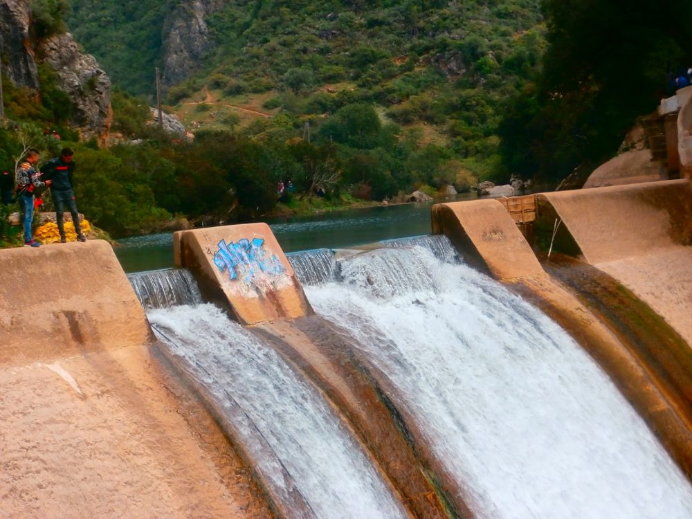 akchour waterfall